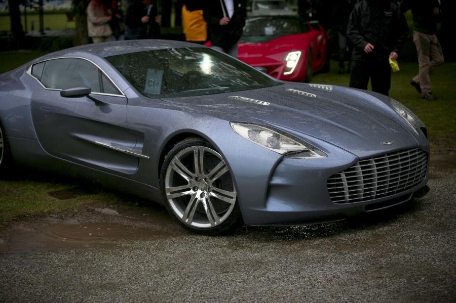  Aston Martin One-77 2010 года  (фото 16 из 89)